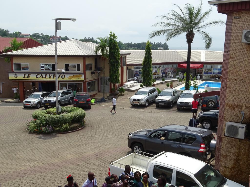 Fini Hotel Bobende Limbe Exteriér fotografie